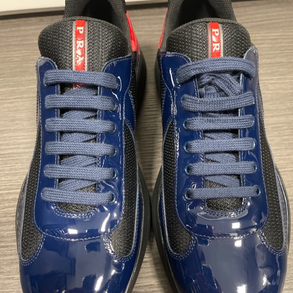 Prada shoes - Picture 2 of 2